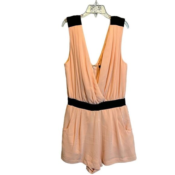 5 for $25🔥Forever 21 Dressy Pink Shorts Romper Juniors Small - Picture 1 of 7